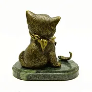 Статуэтка «Котенок-обжора» из бронзы со змеевиком — оригинальный подарок — фотография 4