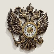 На память: Резные часы с гербом РФ из ясеня — фотография 2