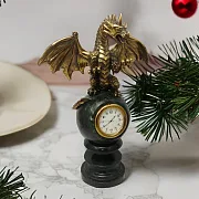 Подарочные часы с драконом на шаре — фотография 1