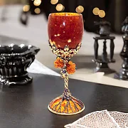 На память: Бокал для вина из камня (янтарь) — фотография 1