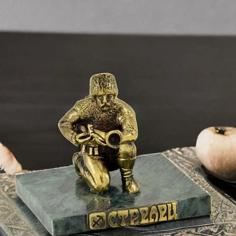 Ручная работа: Бронзовая статуэтка «Знак зодиака Стрелец»