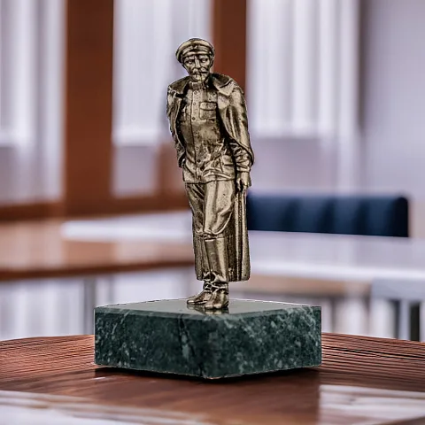 Подарочная статуэтка «Ф.Э. Дзержинский» из бронзы
